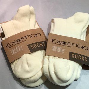 Pair Ivory exofficio travel compression socks